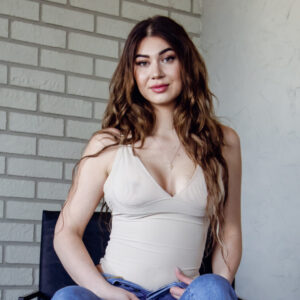 Salendav body Kim (beež)