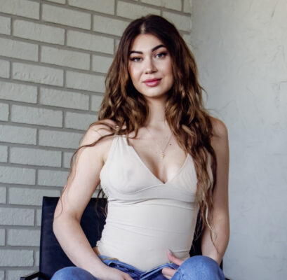 Salendav body Kim (beež)