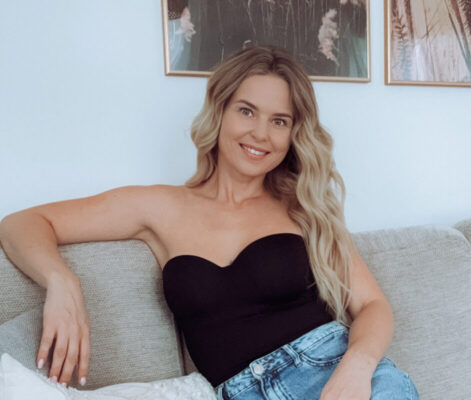 Salendav body LETTY (must)